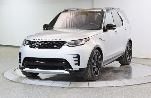 used 2022 Land Rover Discovery car, priced at $43,999