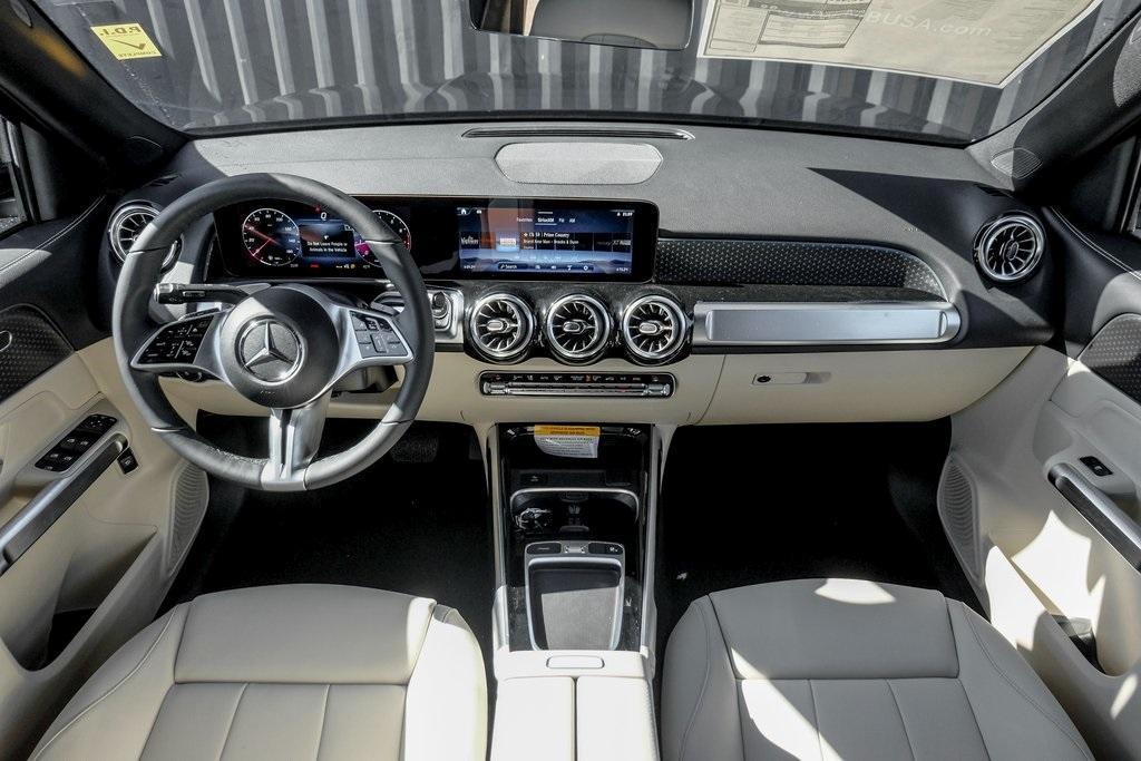 new 2024 Mercedes-Benz GLB 250 car, priced at $50,515