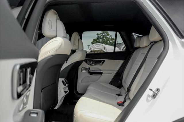 new 2025 Mercedes-Benz GLC 300 car, priced at $57,730