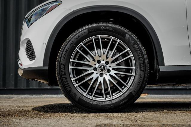 new 2025 Mercedes-Benz GLC 300 car, priced at $57,730
