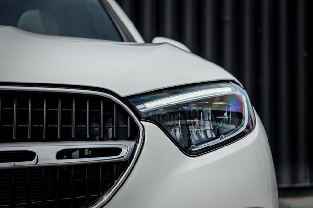 new 2025 Mercedes-Benz GLC 300 car, priced at $57,730