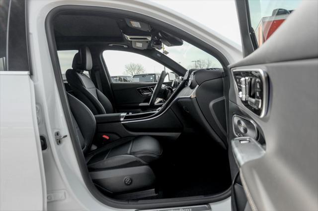 new 2025 Mercedes-Benz GLC 300 car, priced at $60,120