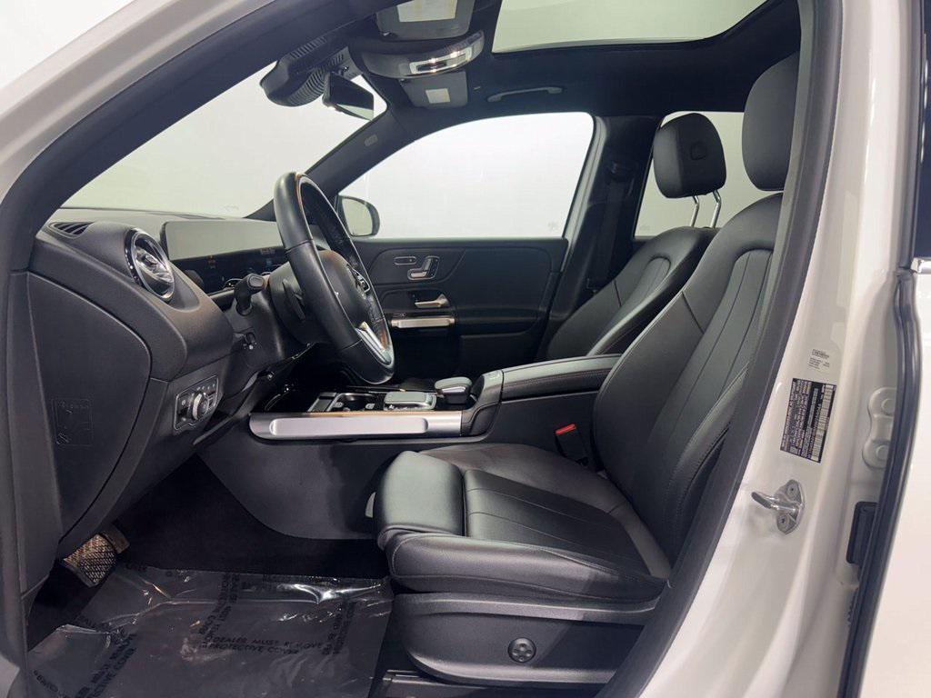 used 2022 Mercedes-Benz GLB 250 car, priced at $33,999