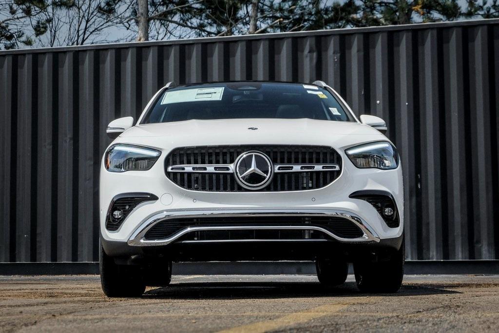 new 2025 Mercedes-Benz GLA 250 car, priced at $48,760