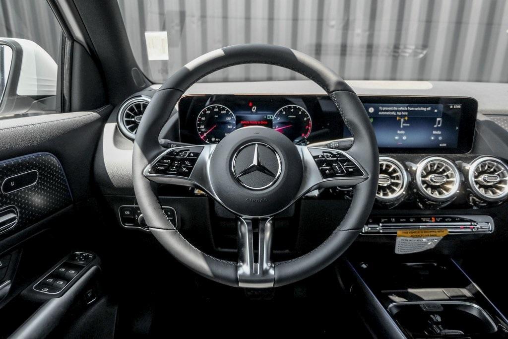 new 2025 Mercedes-Benz GLA 250 car, priced at $48,760