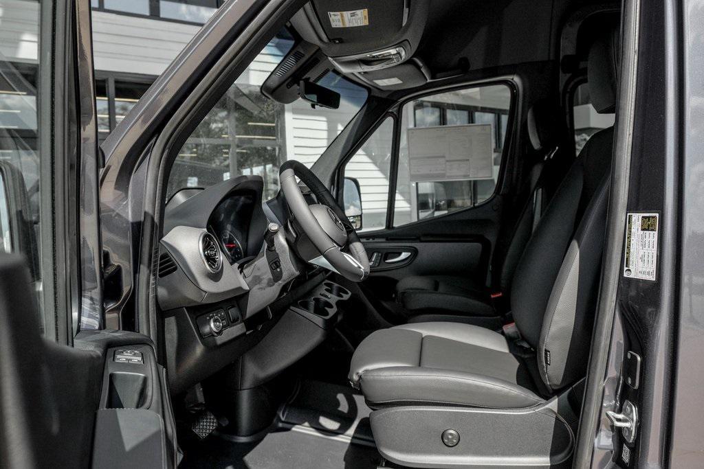 new 2025 Mercedes-Benz Sprinter 2500 car, priced at $79,127