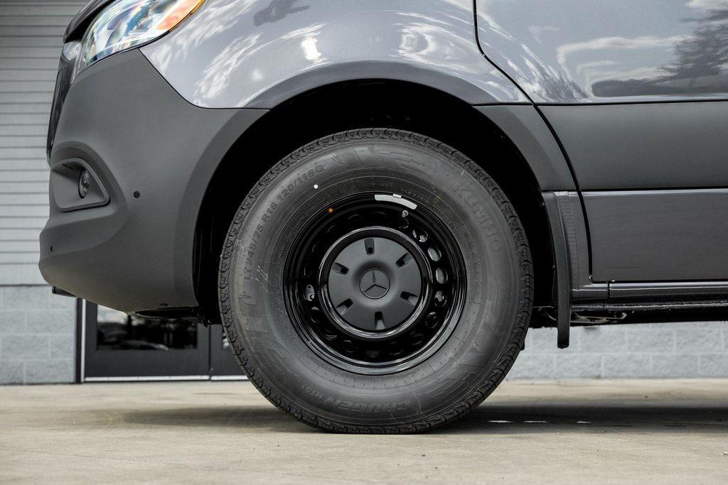 new 2025 Mercedes-Benz Sprinter 2500 car, priced at $79,127