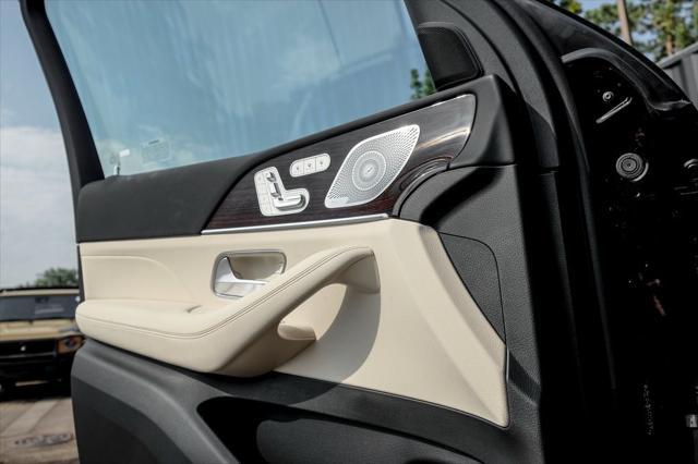 new 2025 Mercedes-Benz GLS 450 car, priced at $92,900