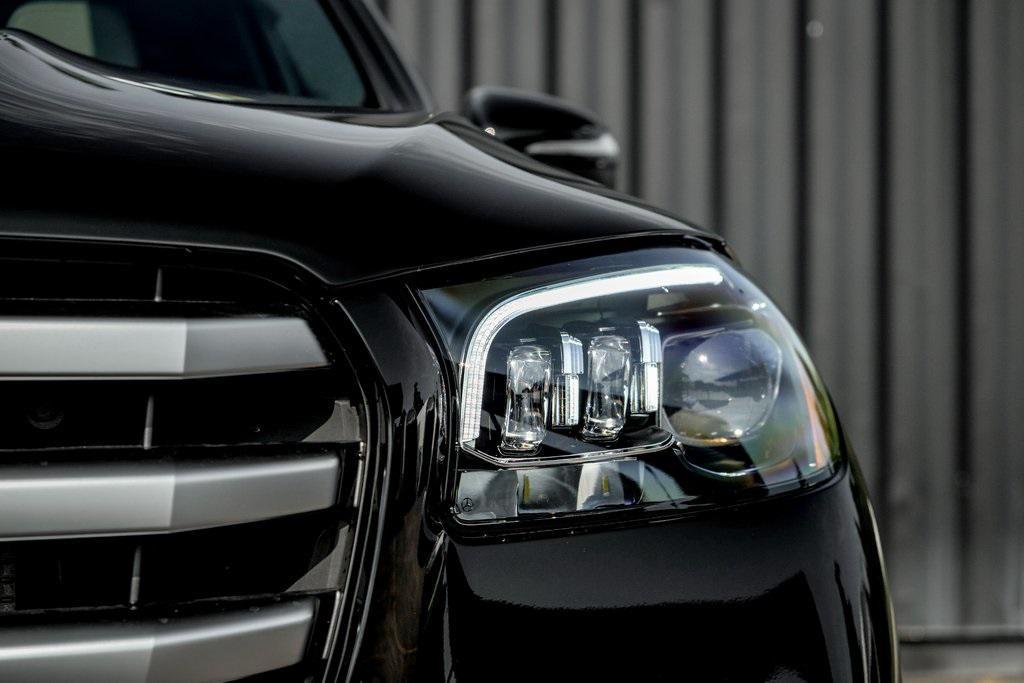 new 2025 Mercedes-Benz GLS 450 car, priced at $92,900