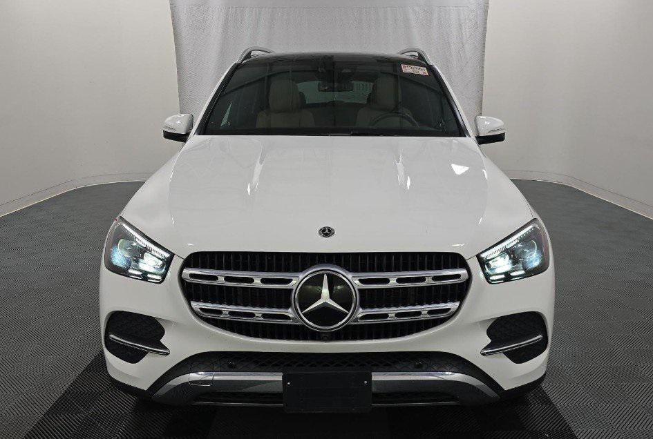 used 2024 Mercedes-Benz GLE 450 Plug-In Hybrid car, priced at $57,999