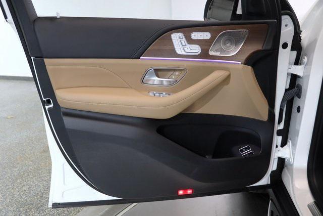 used 2024 Mercedes-Benz GLE 450 Plug-In Hybrid car, priced at $55,999