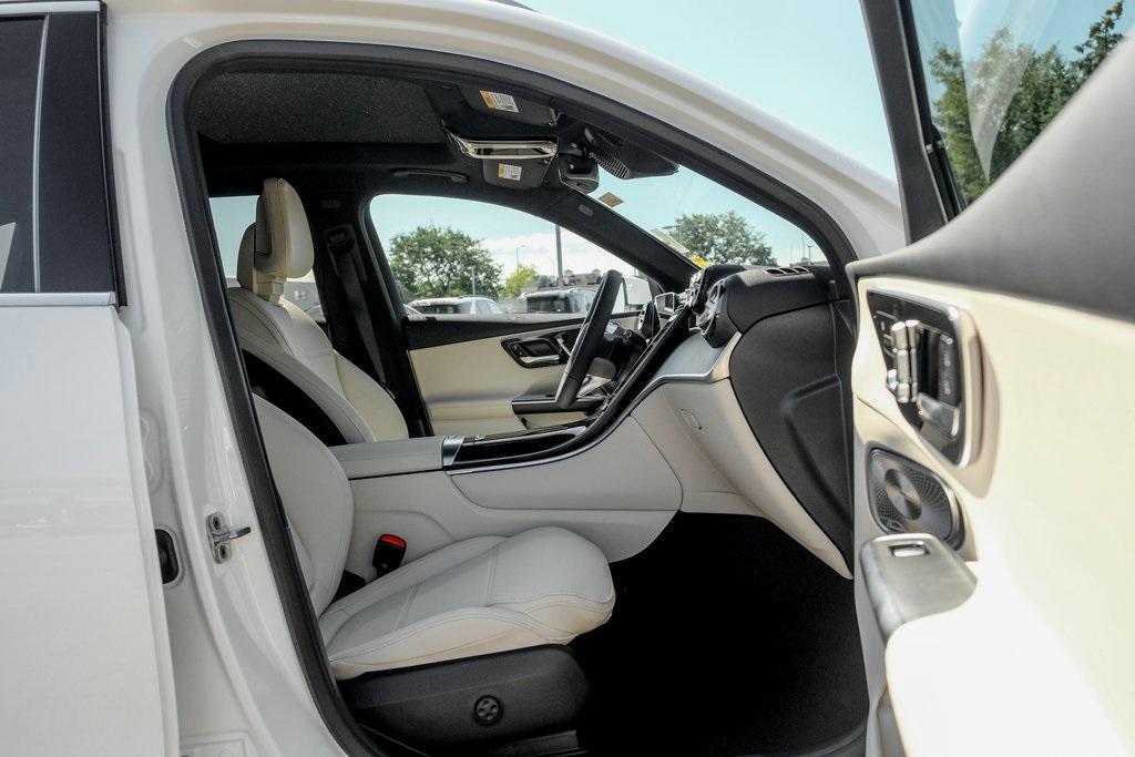 new 2026 Mercedes-Benz GLC 300 car, priced at $59,770