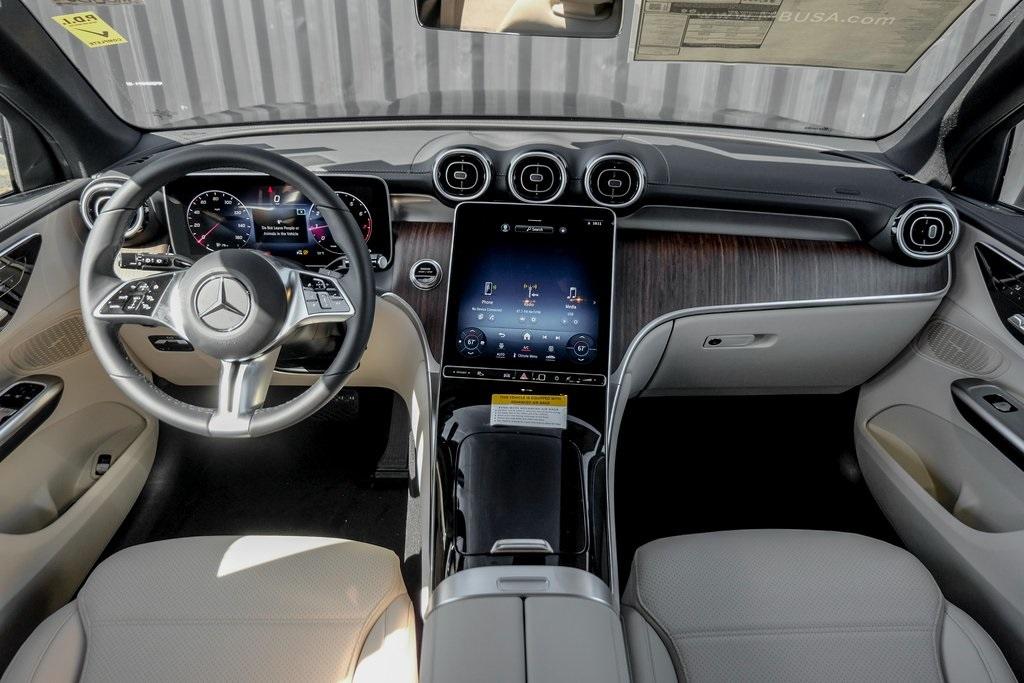 new 2024 Mercedes-Benz GLC 300 car, priced at $53,615