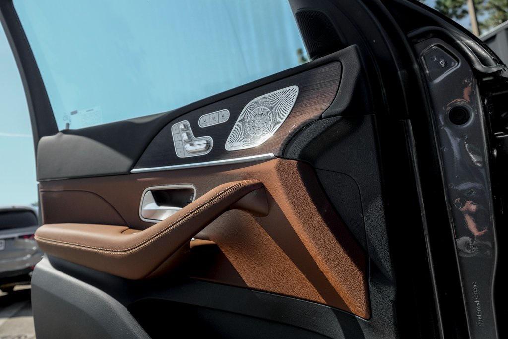 new 2026 Mercedes-Benz GLS 450 car, priced at $93,255