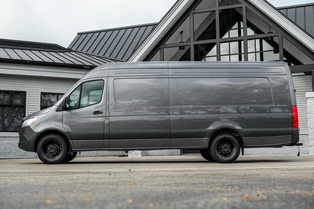 new 2025 Mercedes-Benz Sprinter 2500 car, priced at $68,346