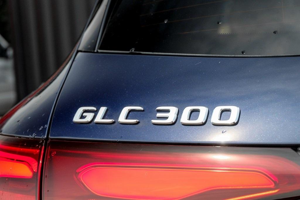 new 2024 Mercedes-Benz GLC 300 car, priced at $56,505