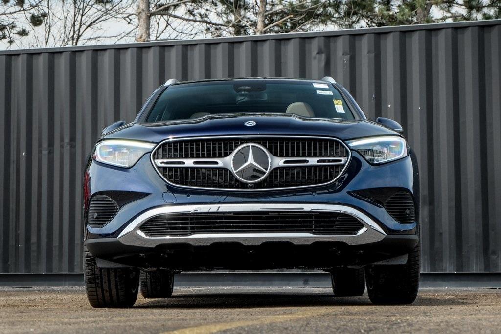 new 2024 Mercedes-Benz GLC 300 car, priced at $56,505