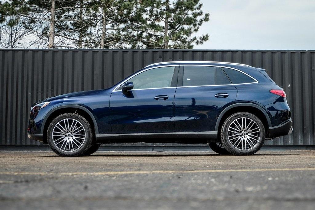 new 2024 Mercedes-Benz GLC 300 car, priced at $56,505