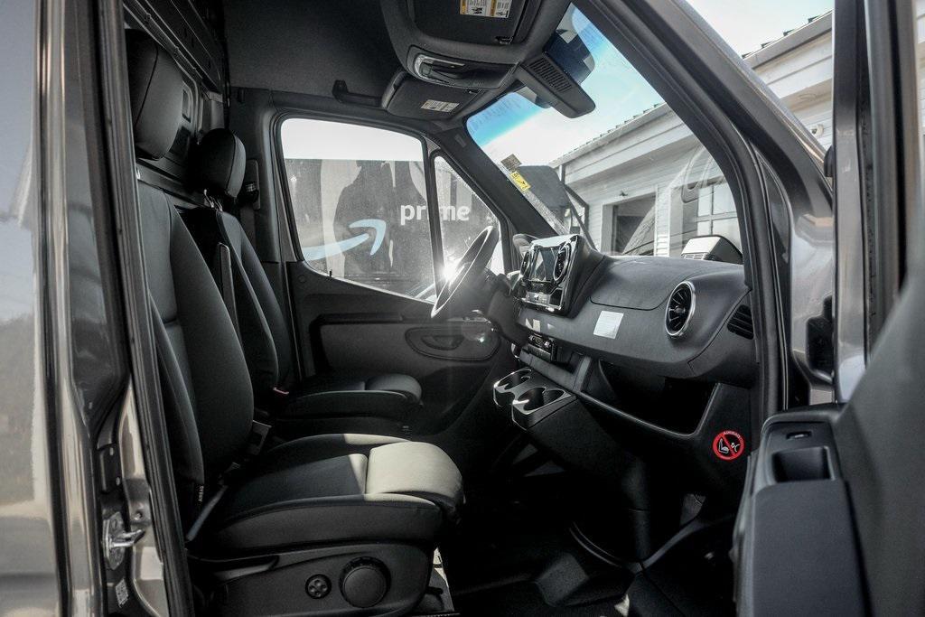 new 2026 Mercedes-Benz Sprinter 2500 car, priced at $67,997