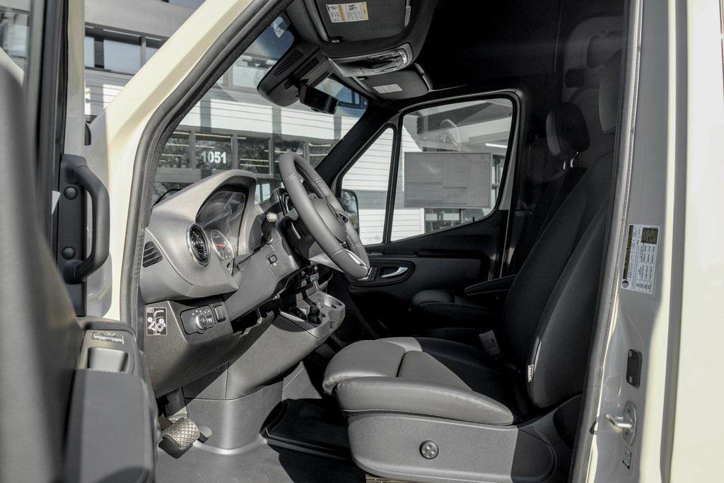 new 2026 Mercedes-Benz Sprinter 2500 car, priced at $82,686