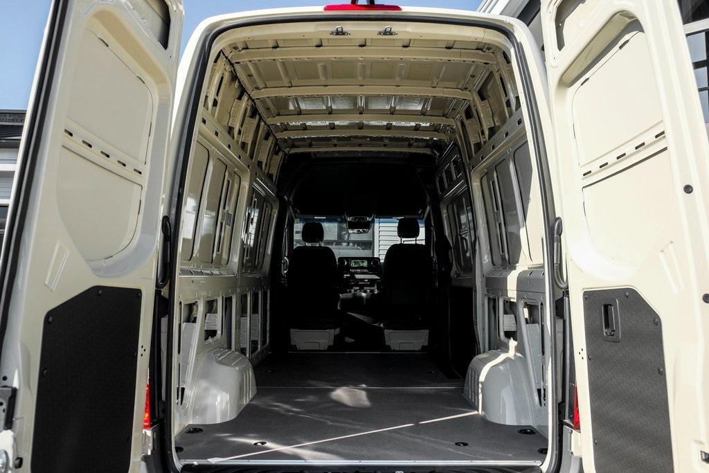 new 2026 Mercedes-Benz Sprinter 2500 car, priced at $82,686