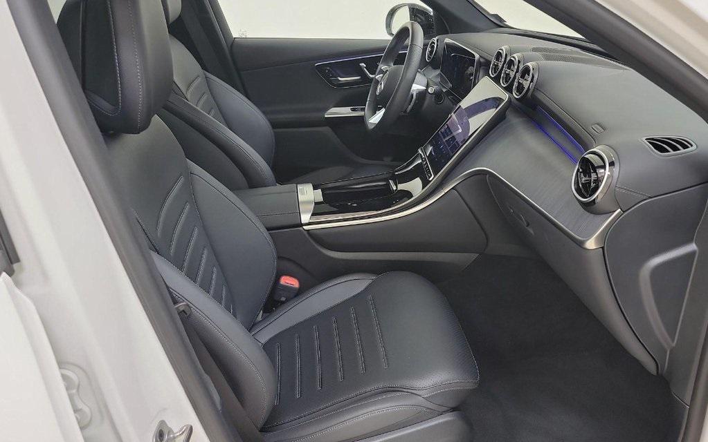 used 2025 Mercedes-Benz GLC 350e car, priced at $55,999