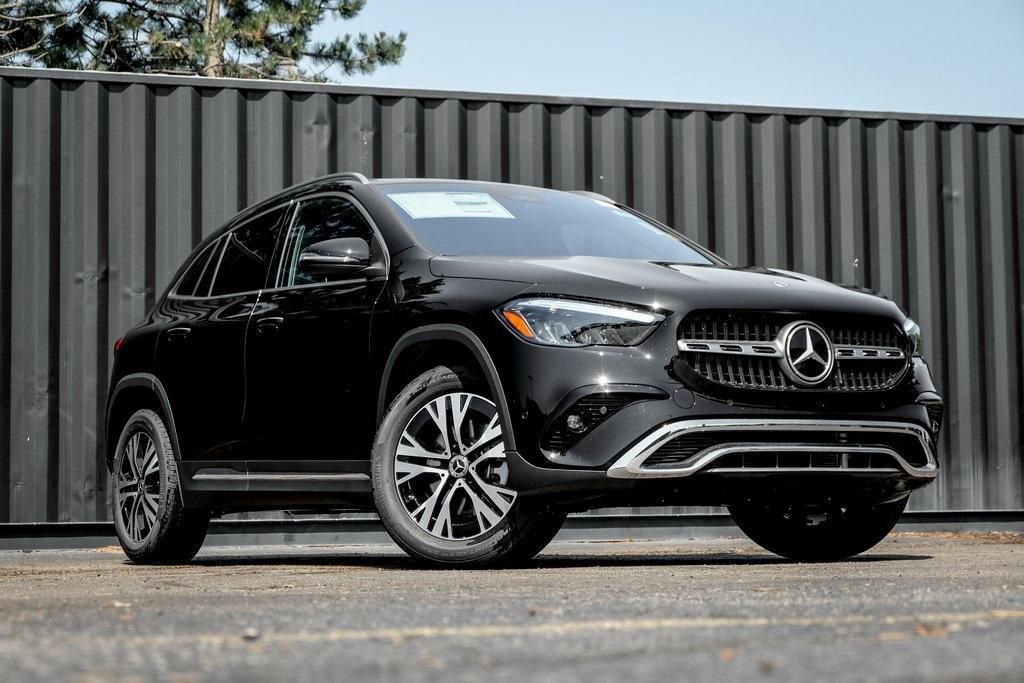 new 2025 Mercedes-Benz GLA 250 car, priced at $46,345