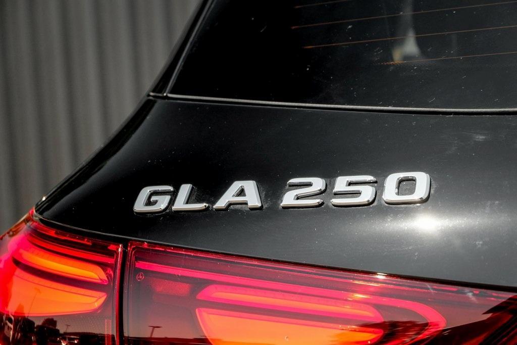 new 2025 Mercedes-Benz GLA 250 car, priced at $46,345