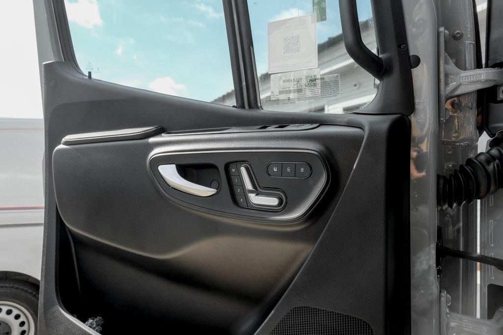 new 2025 Mercedes-Benz Sprinter 2500 car, priced at $87,514