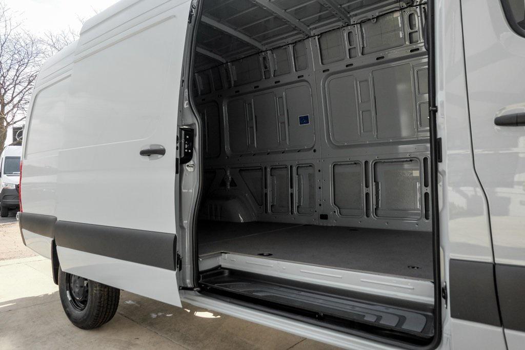 new 2025 Mercedes-Benz Sprinter 2500 car, priced at $87,514