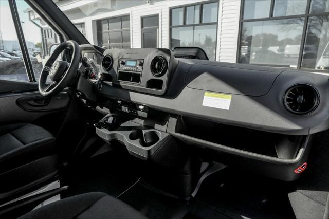 new 2025 Mercedes-Benz Sprinter 2500 car, priced at $62,172