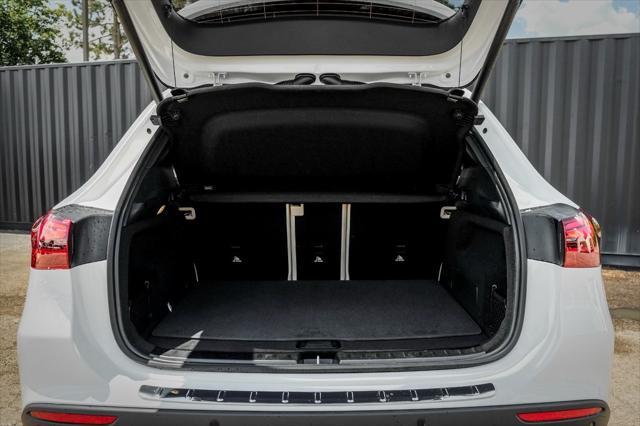 used 2025 Mercedes-Benz GLA 250 car, priced at $42,962