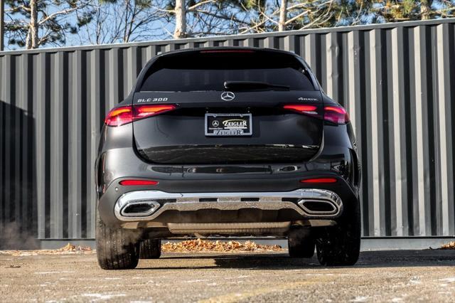 new 2025 Mercedes-Benz GLC 300 car, priced at $60,585