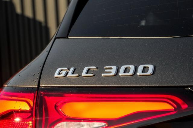 new 2025 Mercedes-Benz GLC 300 car, priced at $60,585