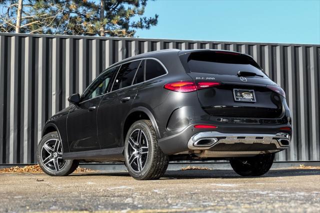 new 2025 Mercedes-Benz GLC 300 car, priced at $60,585