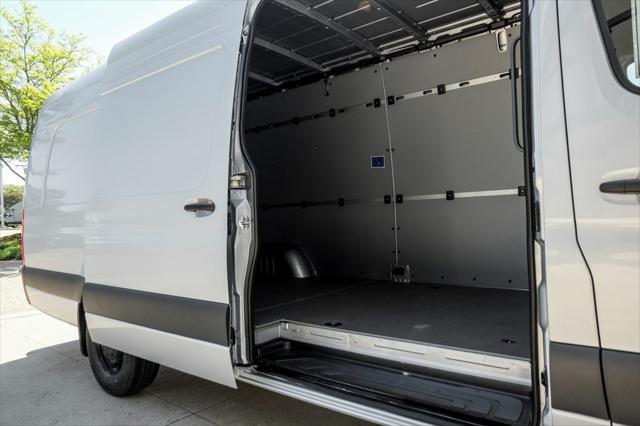 new 2025 Mercedes-Benz Sprinter 2500 car, priced at $66,072