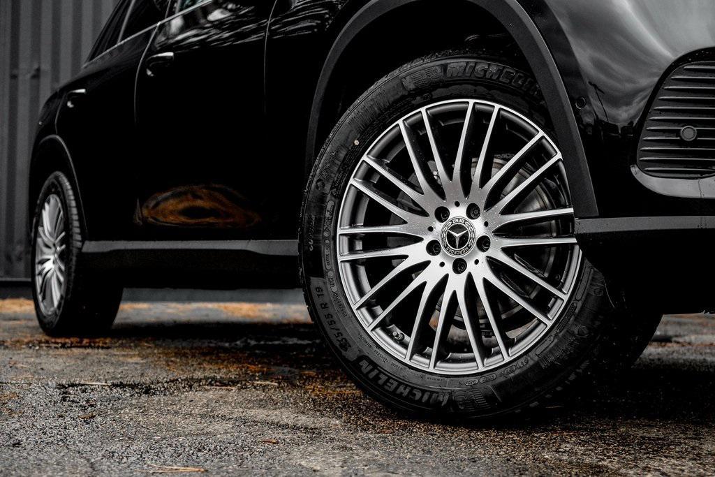 new 2026 Mercedes-Benz GLC 300 car, priced at $54,720