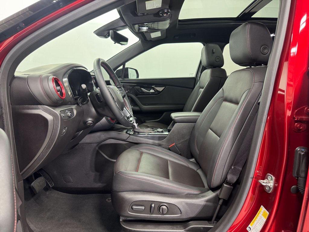 used 2024 Chevrolet Blazer car, priced at $35,999