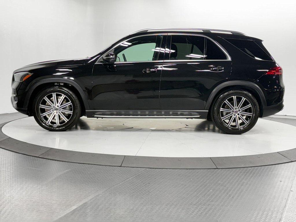 used 2025 Mercedes-Benz GLE 450 car, priced at $68,499