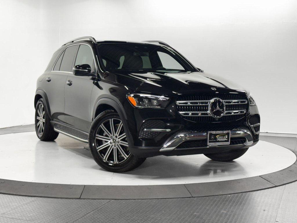 used 2025 Mercedes-Benz GLE 450 car, priced at $68,499