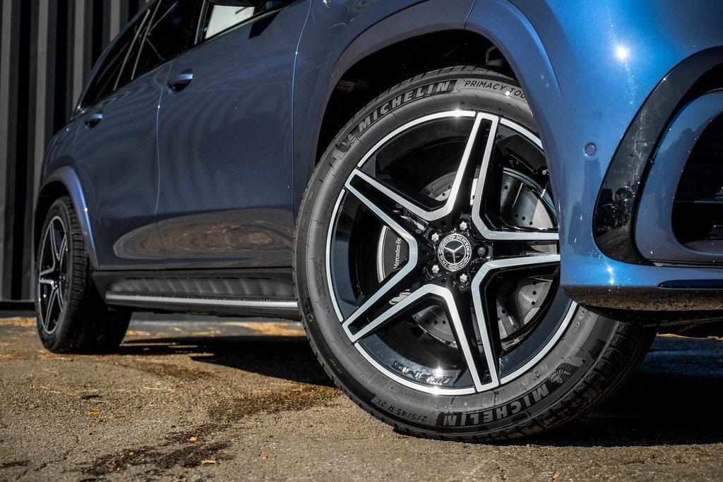 new 2026 Mercedes-Benz GLS 450 car, priced at $100,345