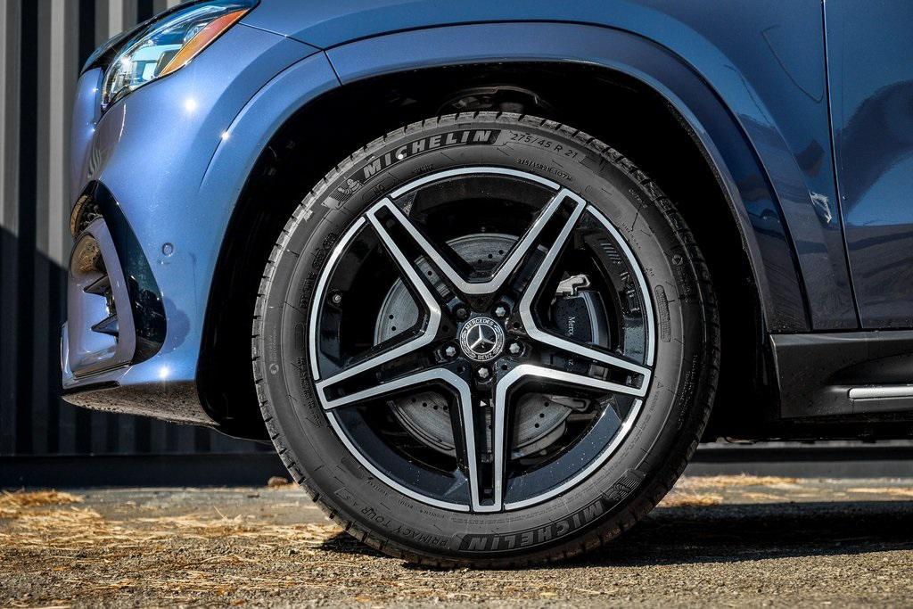 new 2026 Mercedes-Benz GLS 450 car, priced at $100,345