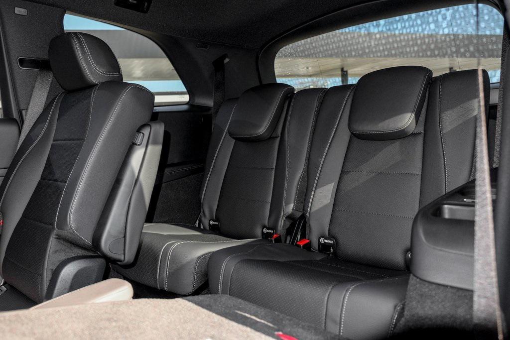 new 2026 Mercedes-Benz GLS 450 car, priced at $100,345