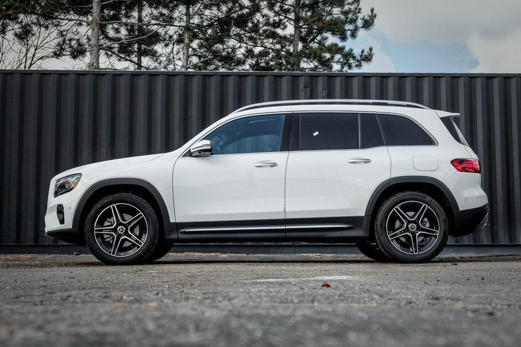 new 2026 Mercedes-Benz GLB 250 car, priced at $52,090