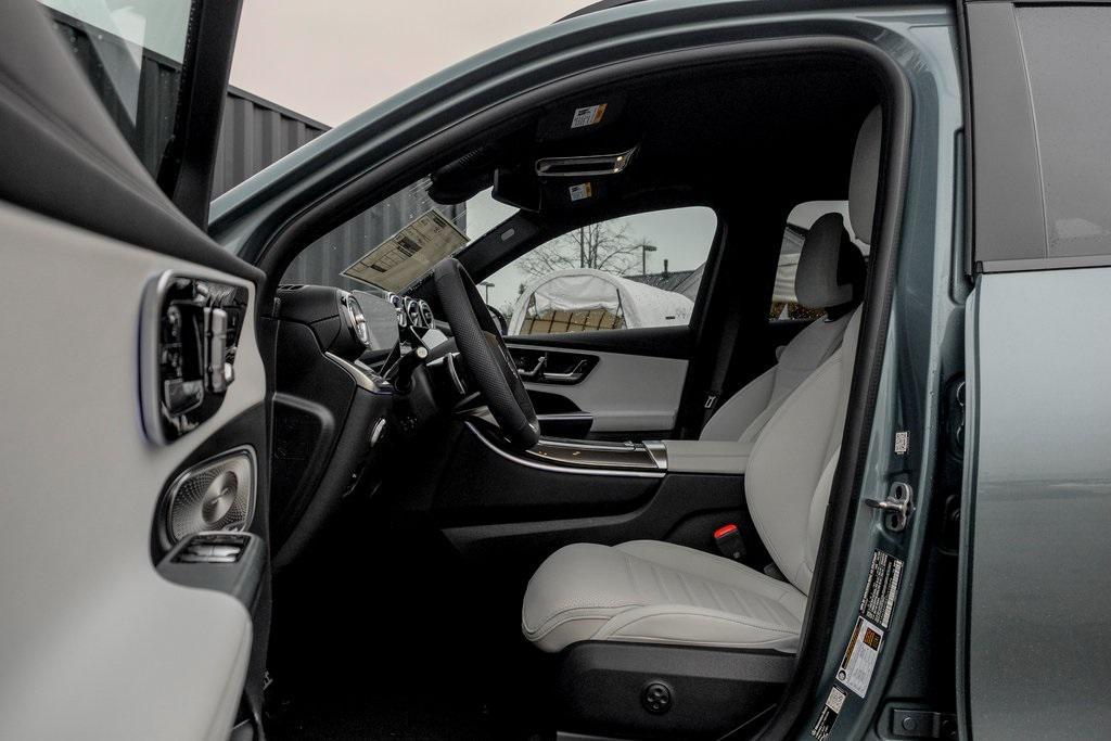 new 2026 Mercedes-Benz GLC 300 car, priced at $62,520