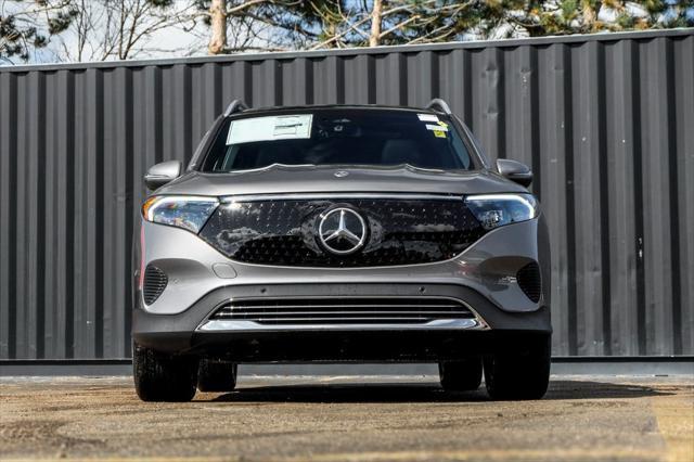 new 2024 Mercedes-Benz EQB 300 car, priced at $62,560