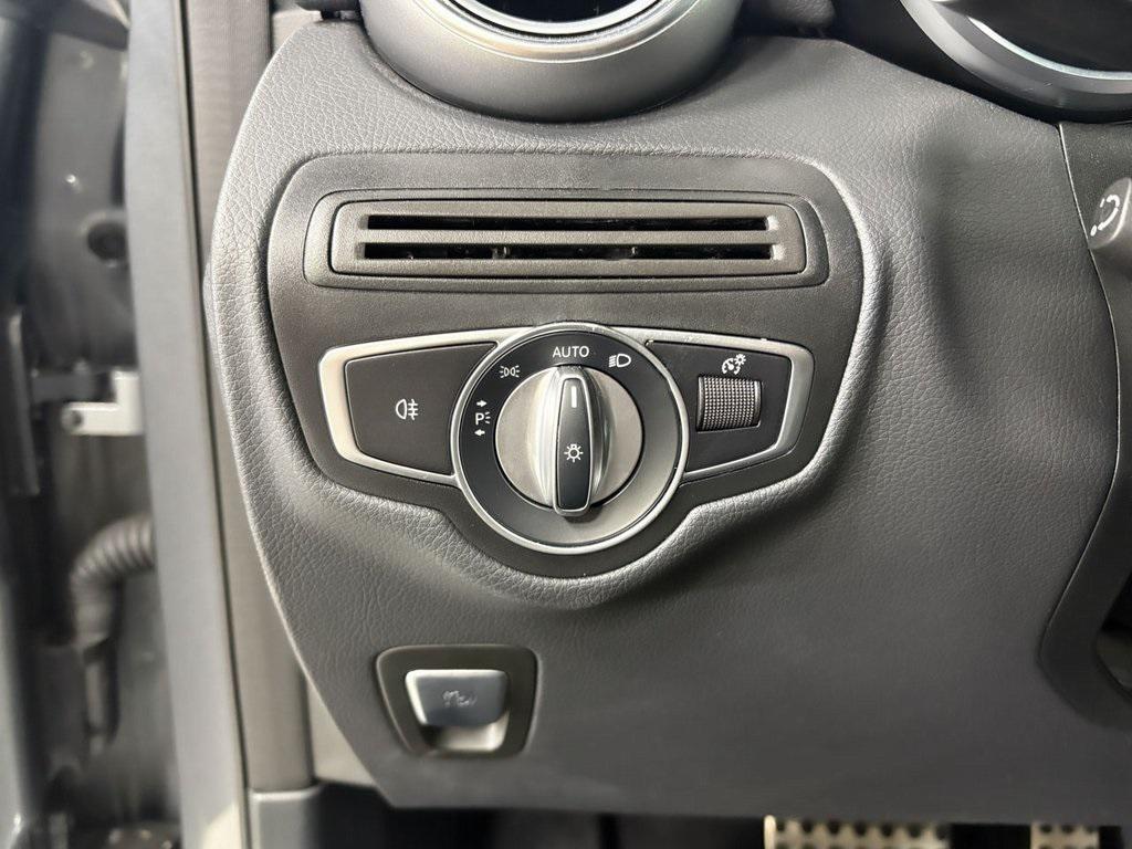 used 2022 Mercedes-Benz GLC 300 car, priced at $39,999