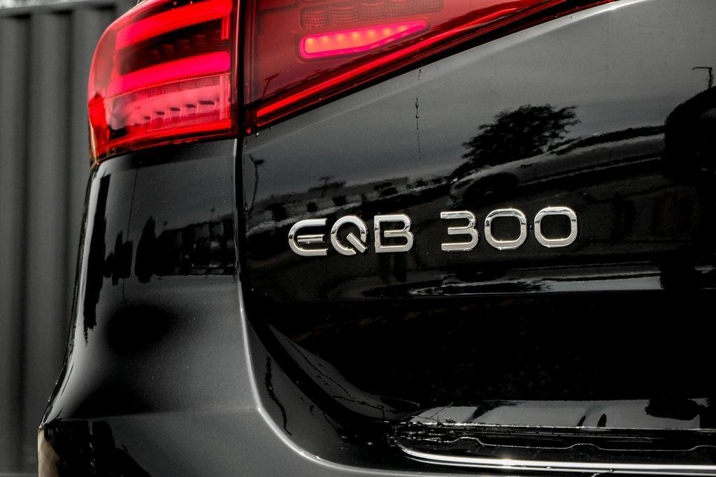 new 2024 Mercedes-Benz EQB 300 car, priced at $61,680