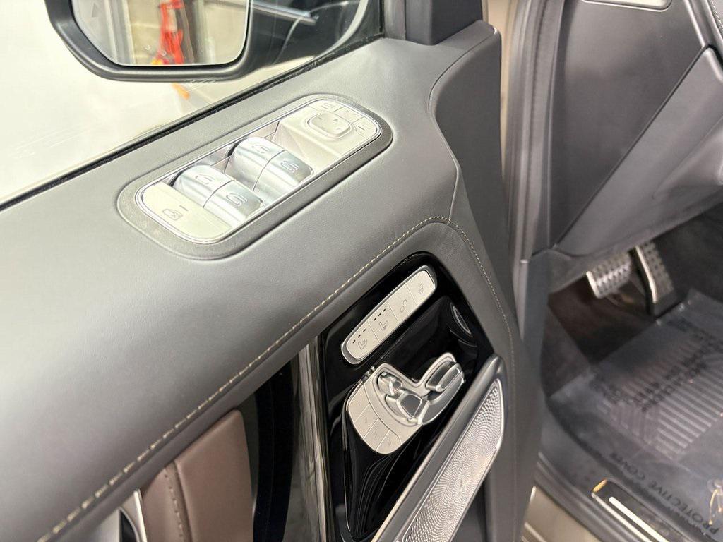 used 2025 Mercedes-Benz AMG G 63 car, priced at $254,999