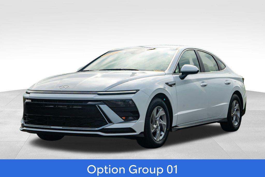 used 2025 Hyundai Sonata car, priced at $22,749